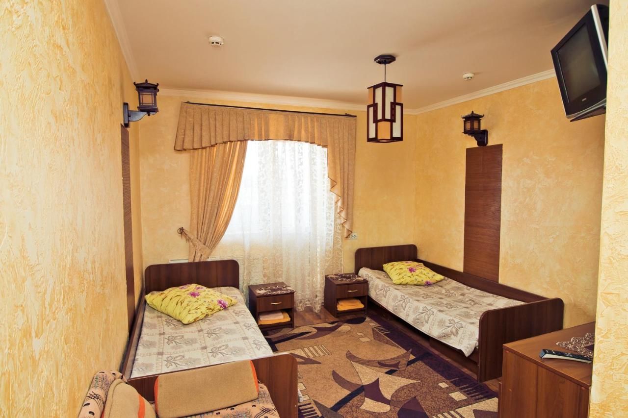 Отель Filvarok Hotel Броды-18